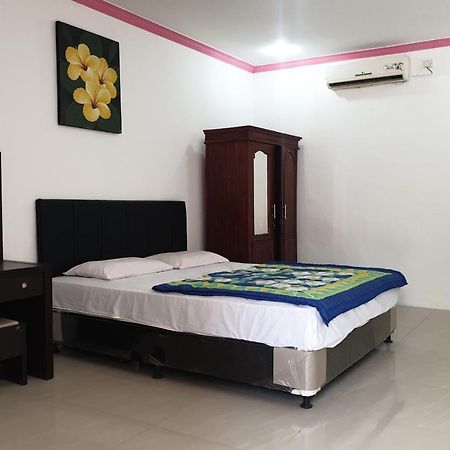Oyo 90822 Hotel Taman Wisata Denpasar Eksteriør billede