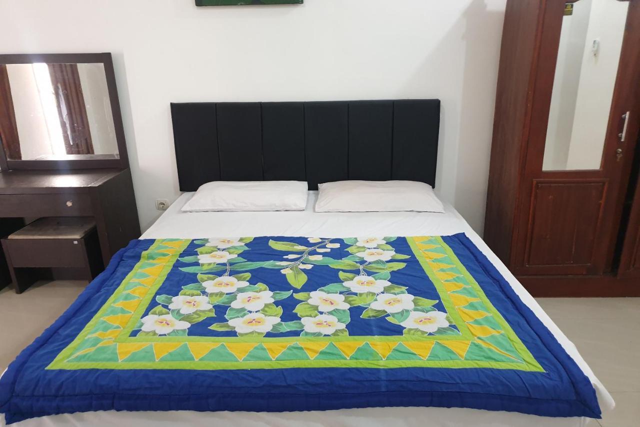 Oyo 90822 Hotel Taman Wisata Denpasar Eksteriør billede